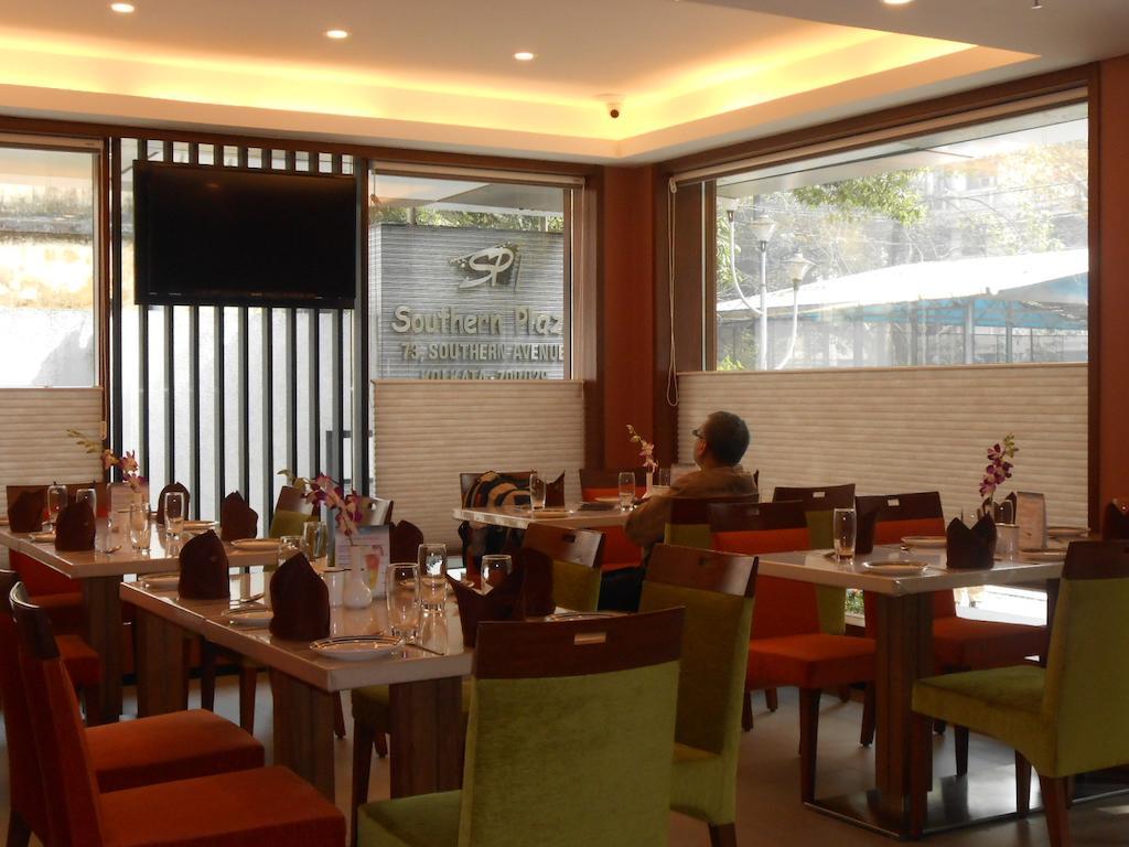 Southern Plaza Колката Екстериор снимка